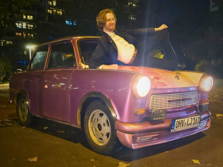 Erik Uden: Mit dem Trabi unterwegs